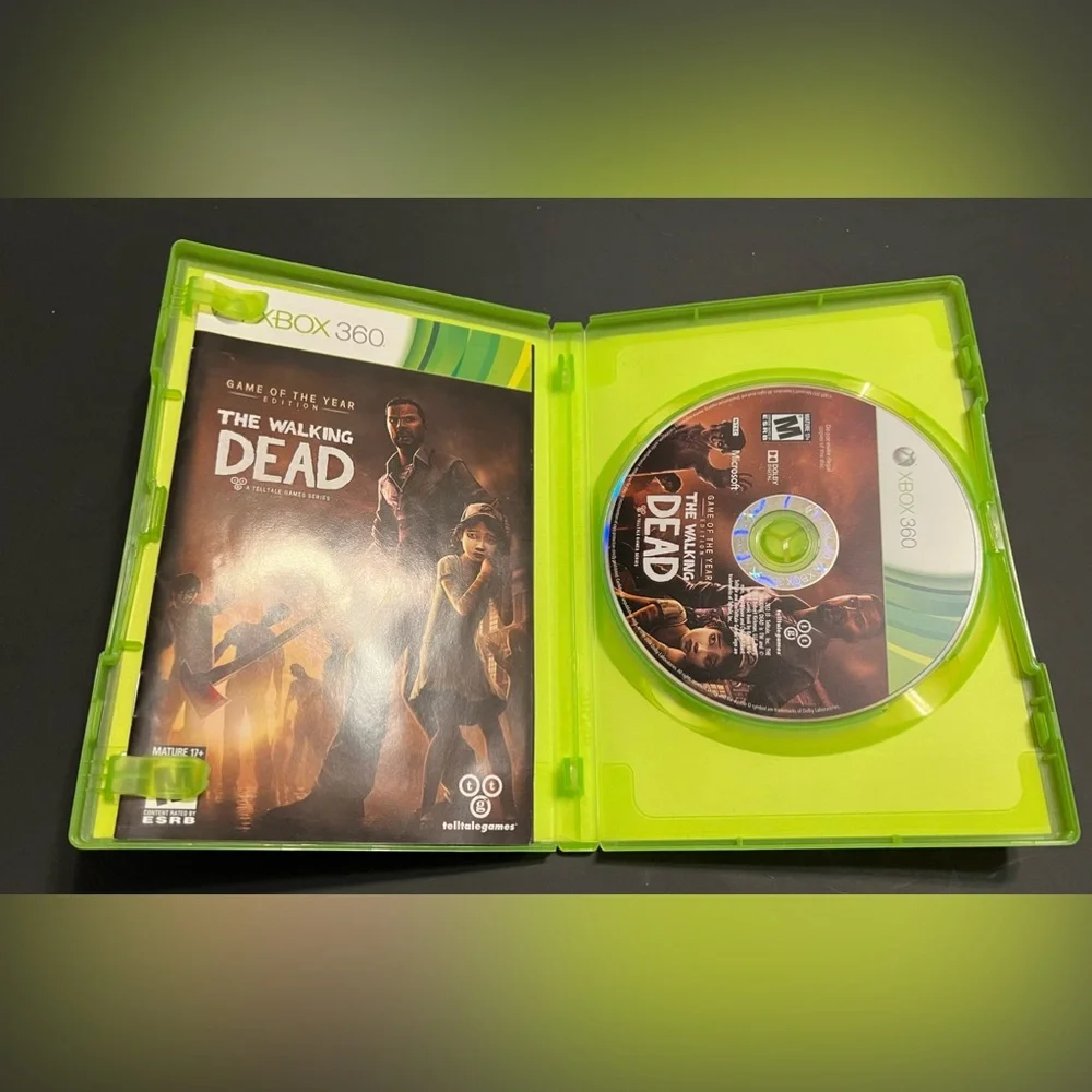 The Walking Dead -- Game of the Year Edition (Microsoft Xbox 360, 2013)